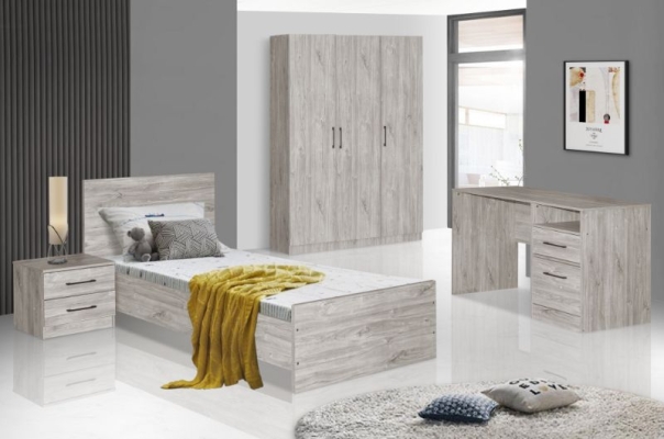 Avec garde-robe 3 portes