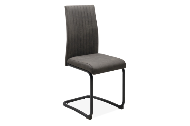 Elke chaise.jpg