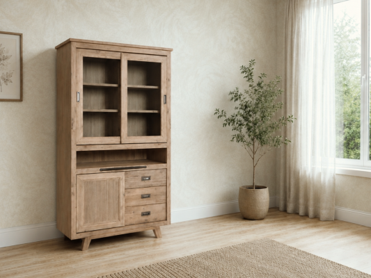 EVIAN VITRINE.png