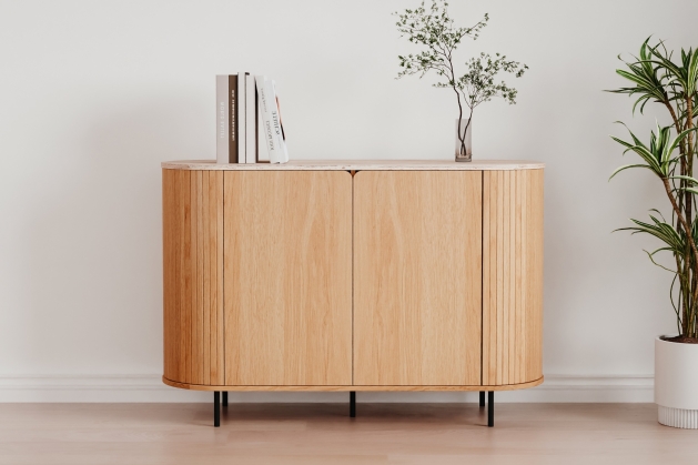 Fabia 01A commode.jpg