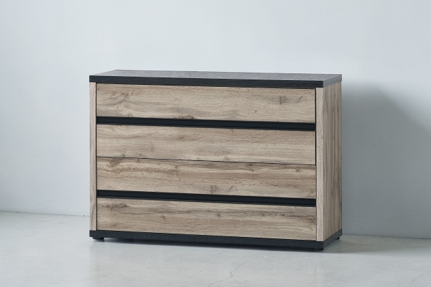 ELVIRA commode.jpg